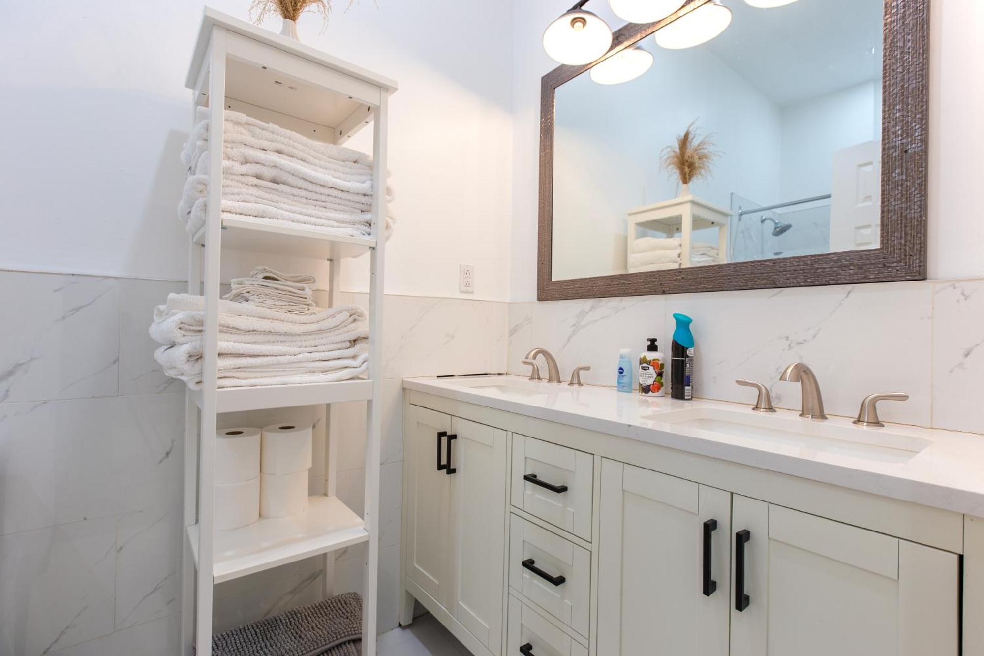 5705-Modern 2 Bd / Fully Equipped, Near Dt Mtl Apartamento Montréal Exterior foto